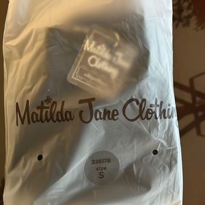 Brand new Matilda jane sandy pants size small. Black.